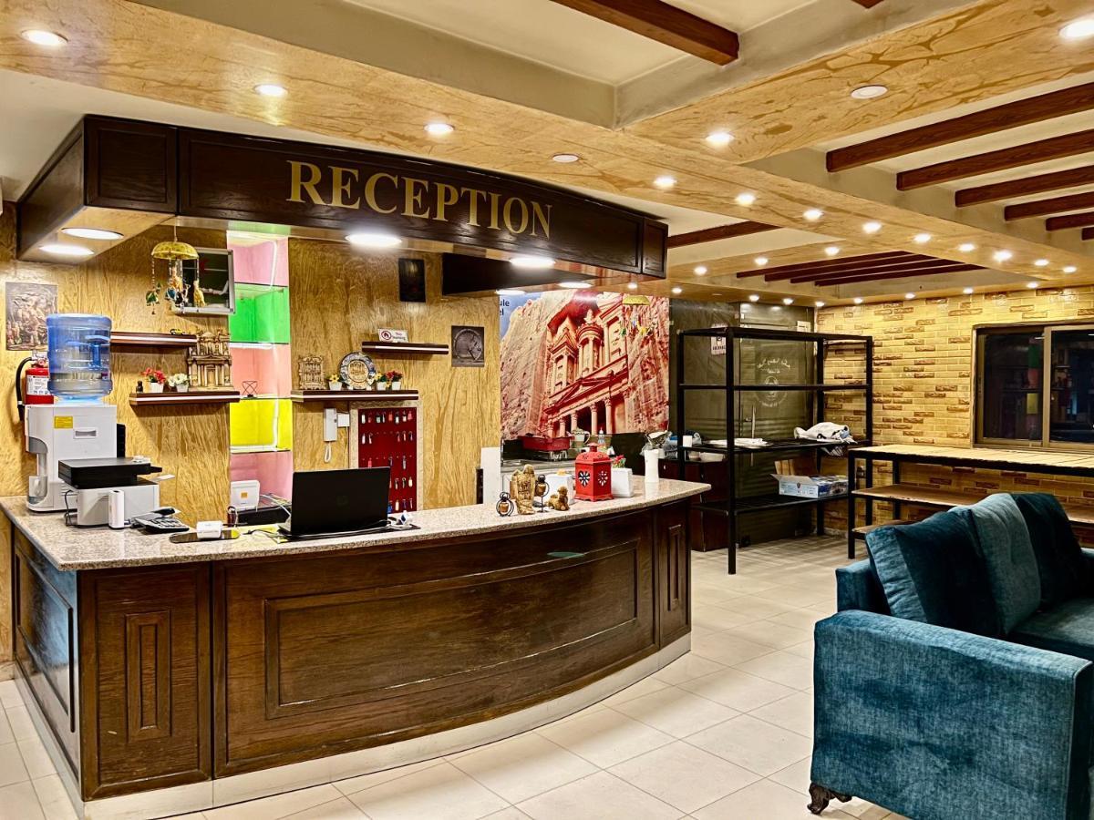 וואדי מוסא Raqeem Hotel מראה חיצוני תמונה